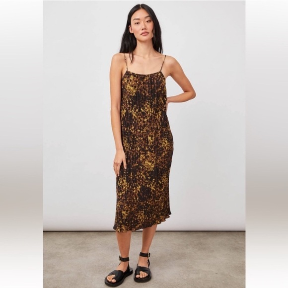 NWT Rails Ami Plisse Slip Dress Tortoiseshell size Small - Picture 1 of 14